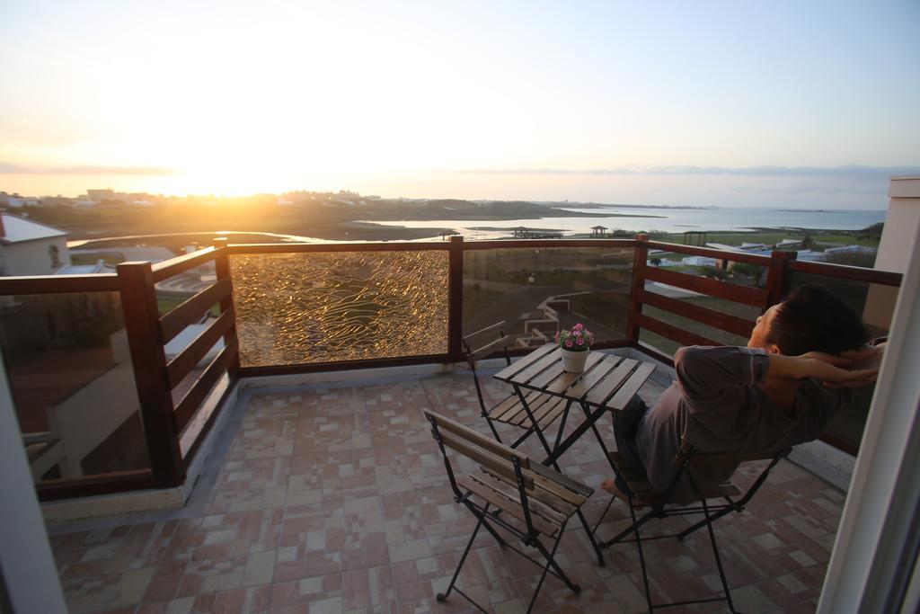 Malibu Oceanview Homestay Magong Room photo