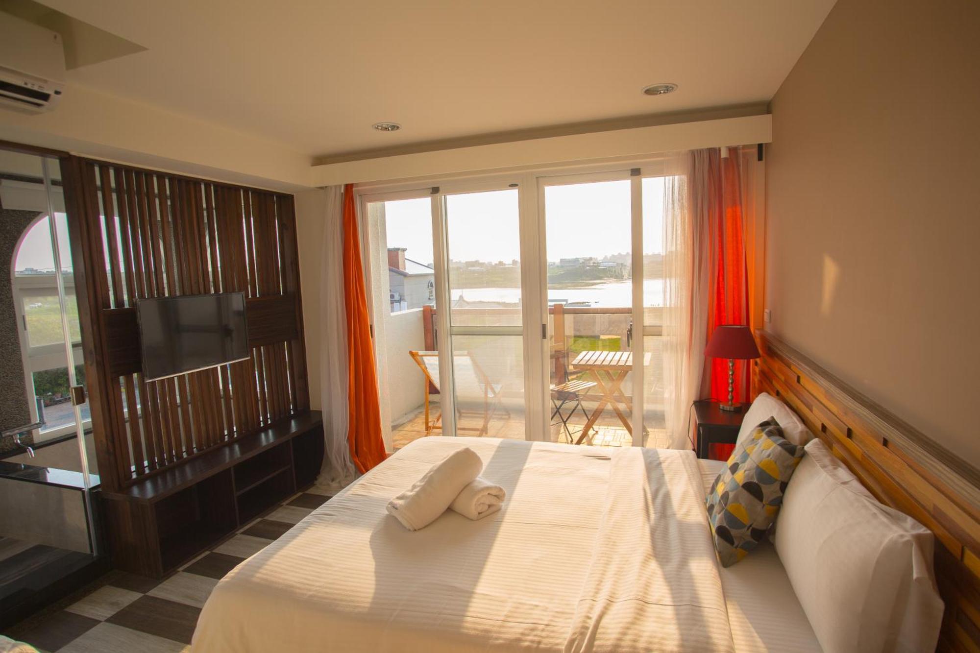 Malibu Oceanview Homestay Magong Exterior photo