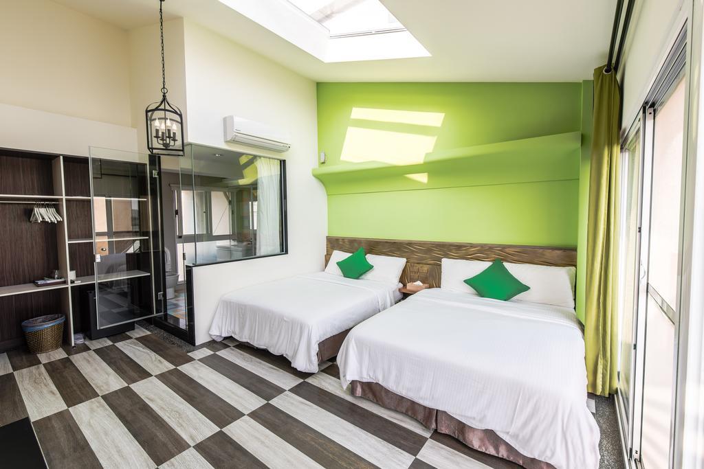 Malibu Oceanview Homestay Magong Exterior photo