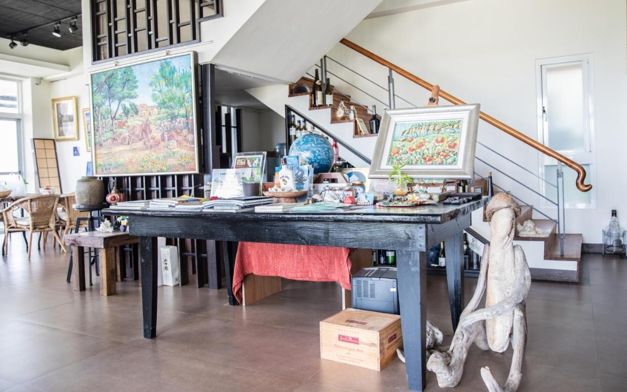 Malibu Oceanview Homestay Magong Exterior photo