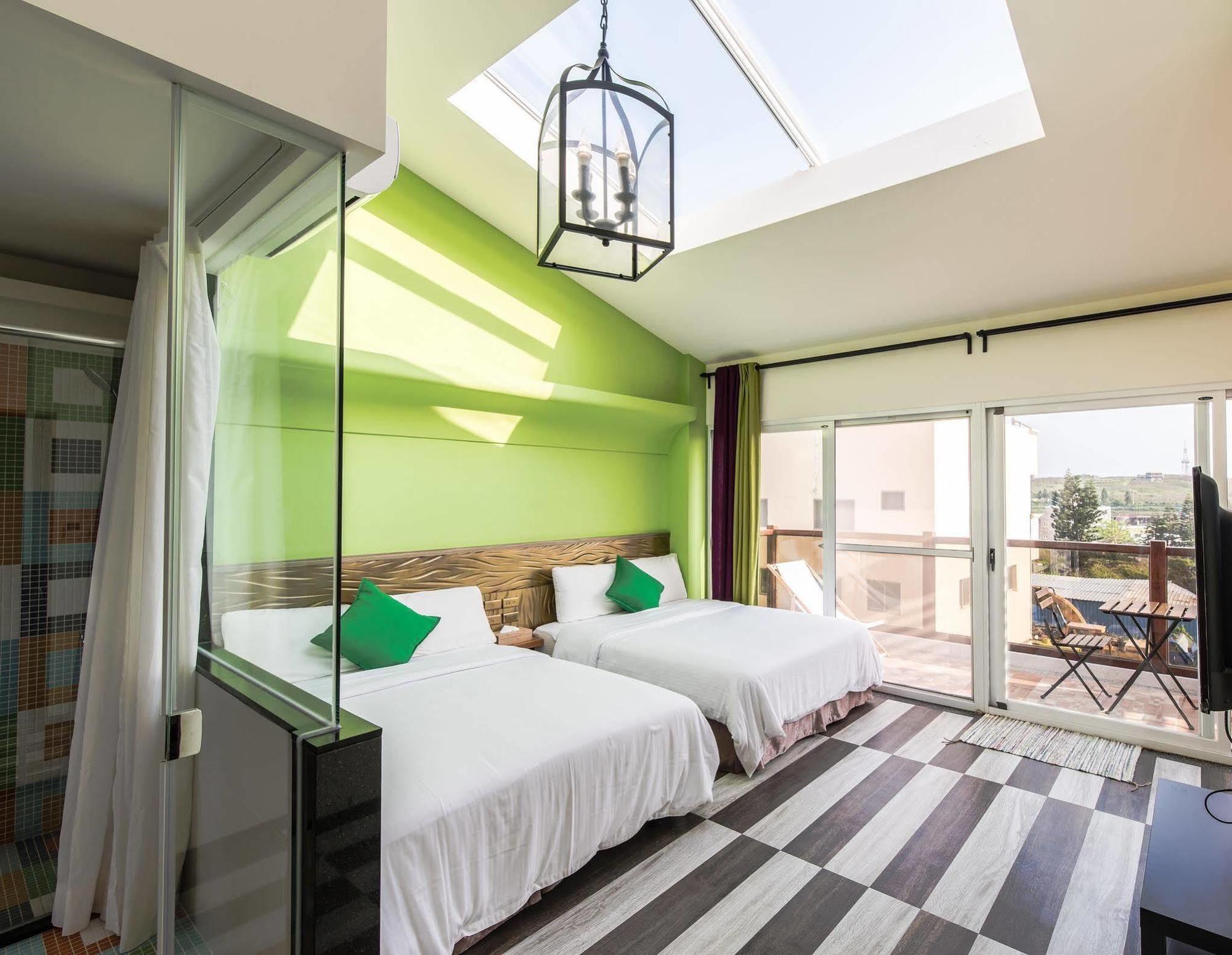 Malibu Oceanview Homestay Magong Exterior photo